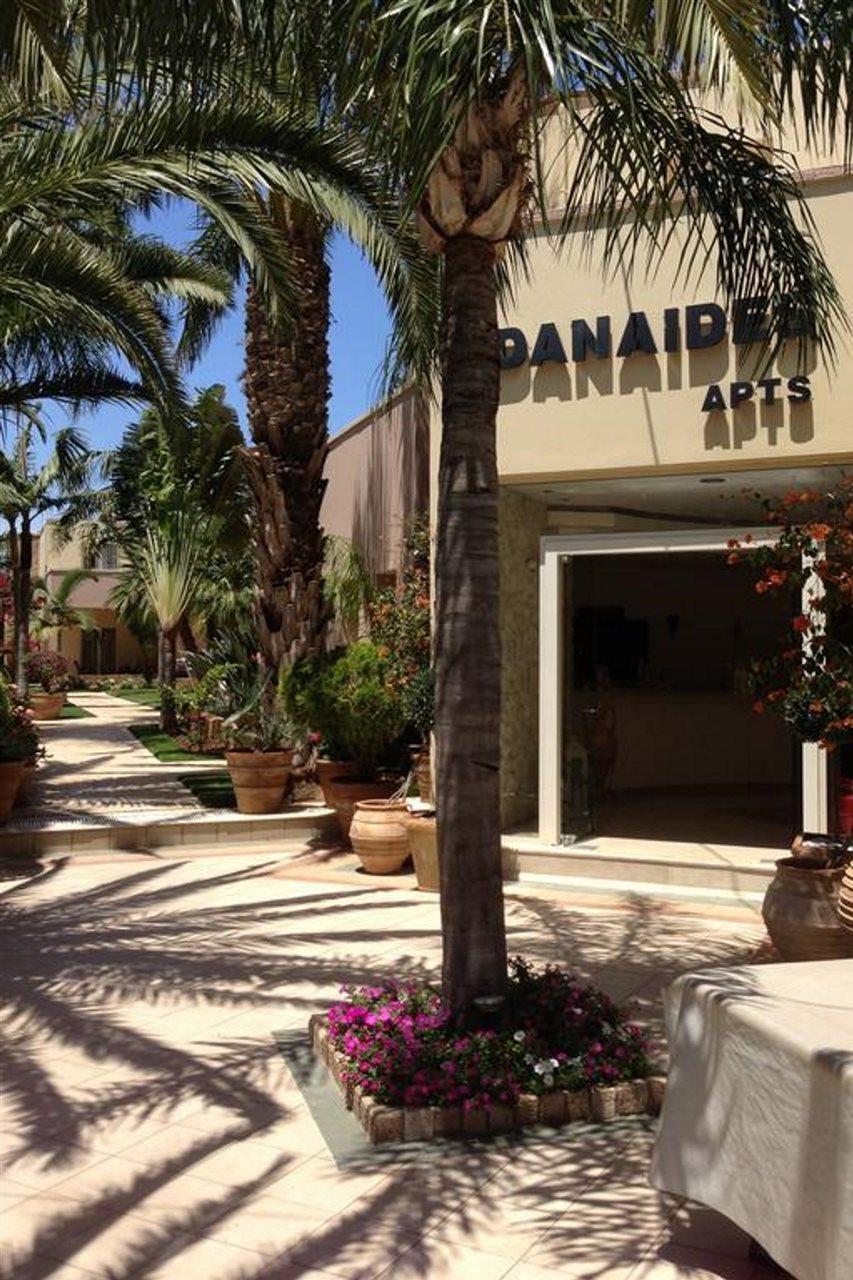 Danaides Hotel Malia Buitenkant foto